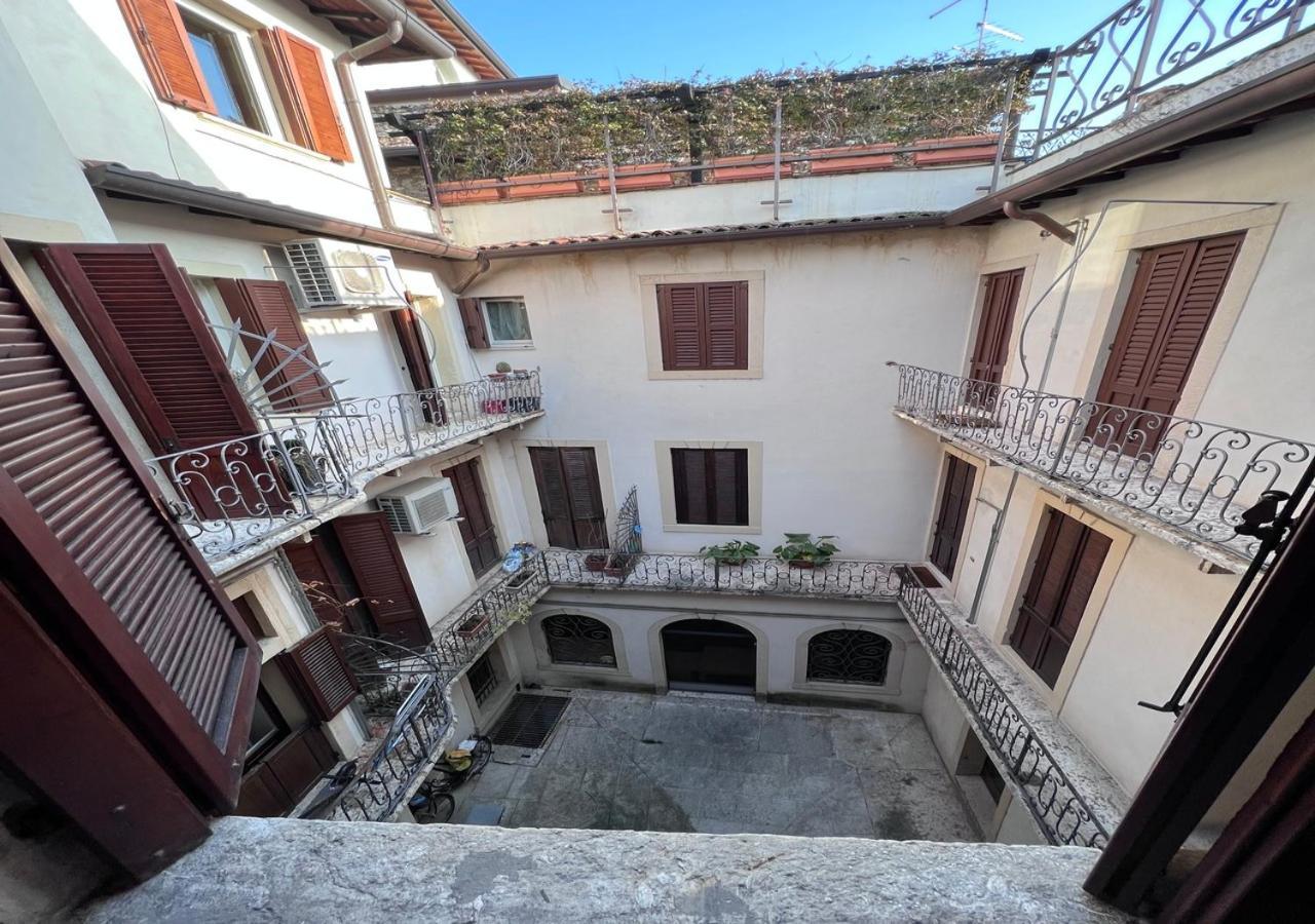 Monkey House Verona Kültér fotó